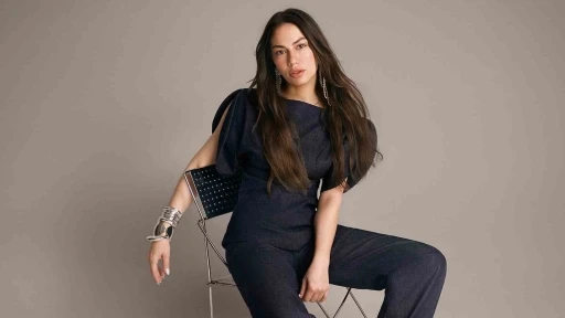 Trendyolmilla&rsquo;nın yeni marka y&uuml;z&uuml; Demet &Ouml;zdemir oldu
