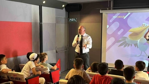 TRT sinema tırı &Ccedil;orumlu &ccedil;ocuklar i&ccedil;in perdelerini a&ccedil;tı
