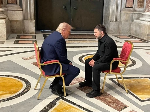 Trump, Papa Franciscus’un cenaze töreni öncesi Zelenskiy ile görüştü
