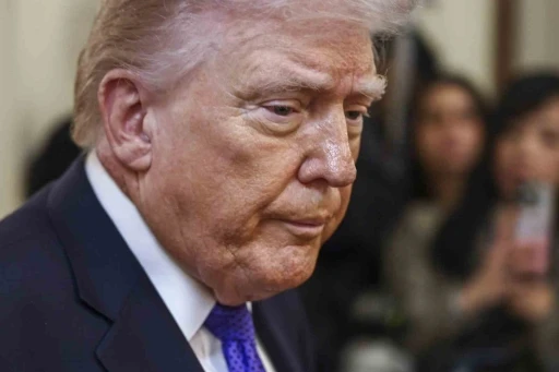 Trump: "(Suudi Arabistan&rsquo;da hedef alınan ABD u&ccedil;akları) 5 u&ccedil;aktan 4&rsquo;&uuml;nde neredeyse hasar yok"
