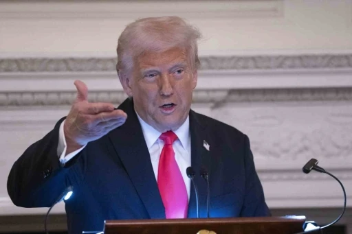 Trump’tan üçüncü dönem sinyali: &quot;Bunu yapmanın yolları var ve şaka yapmıyorum&quot;
