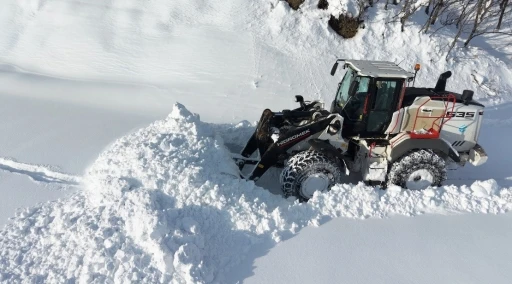 Tunceli&rsquo;de 267 k&ouml;y yolu ulaşıma a&ccedil;ıldı
