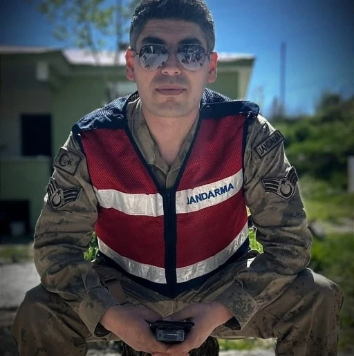 Tunceli’de görevli jandarma astsubay hayatını kaybetti

