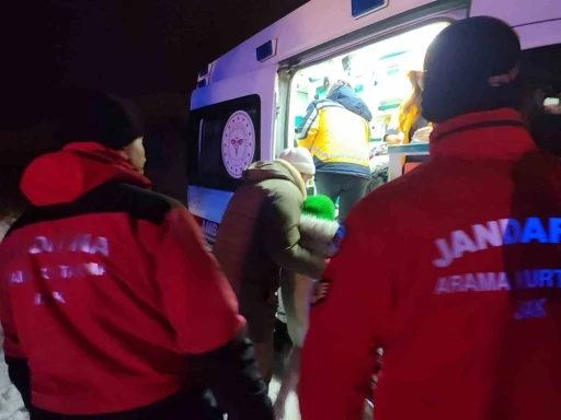 Tunceli&rsquo;de kedinin tırmaladığı &ccedil;ocuk i&ccedil;in ekipler seferber oldu
