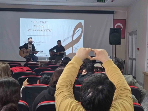 Tunceli’de &quot;Aile Yılı&quot; temalı müzik dinletisi

