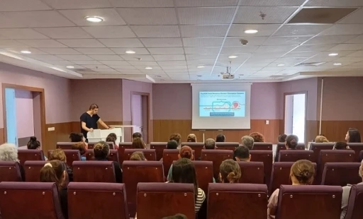 Tunceli&rsquo;de sağlık personeline kolorektal kanser eğitimi
