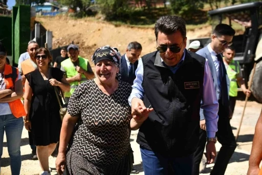 Tunceli’de sıcak asfalt serimine başlandı
