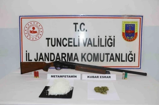 Tunceli&rsquo;de uyuşturucu operasyonu: 4 tutuklama
