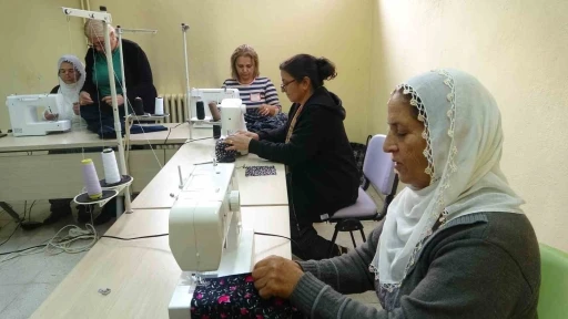 Tuncelili kadınlardan &uuml;retime 25 yıllık emek
