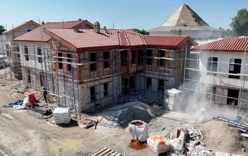 T&uuml;rbe Arkası&rsquo;nda dev tarihi d&ouml;n&uuml;ş&uuml;m devam ediyor

