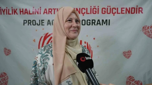 TÜRGEV, gençlerin iyilik halini artırıyor

