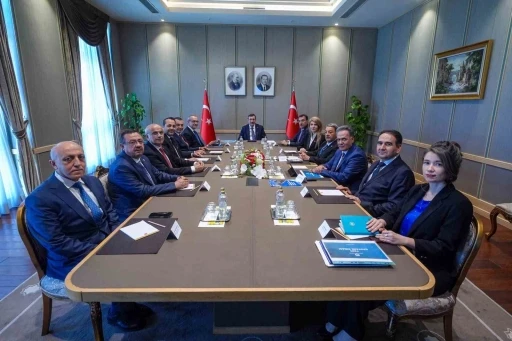 Turgut &Ouml;zal Tıp Merkezi&rsquo;nin ihtiya&ccedil;ları Cumhurbaşkanı Yardımcısı Cevdet Yılmaz&rsquo;a aktarıldı
