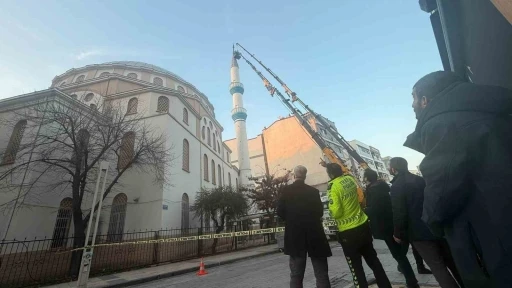 Turgutlu&rsquo;da hasar g&ouml;ren cami minaresi vin&ccedil;le d&uuml;zeltildi
