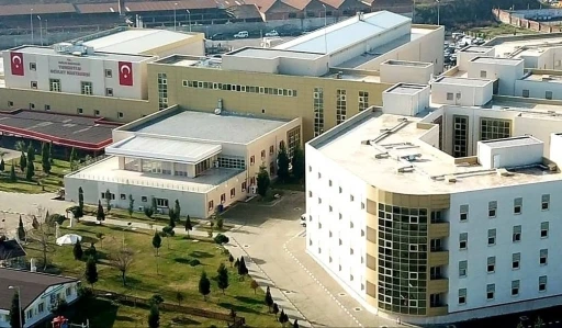 Turgutlu Devlet Hastanesi&rsquo;nde 3 ayda 5 bin 229 ameliyat yapıldı
