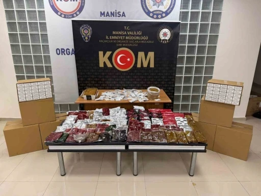Turgutlu ve Kırkağa&ccedil;&rsquo;ta ka&ccedil;ak t&uuml;t&uuml;n operasyonu: 2 g&ouml;zaltı
