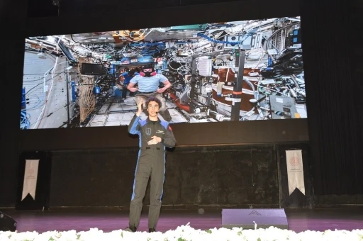 Türk astronot Atasever Batman’da öğrencilerle buluştu
