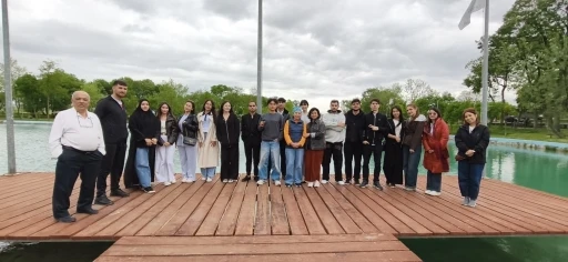 T&uuml;rk d&uuml;nyası gen&ccedil;liği Eskişehir&rsquo;in tarihine yolculuk yaptı
