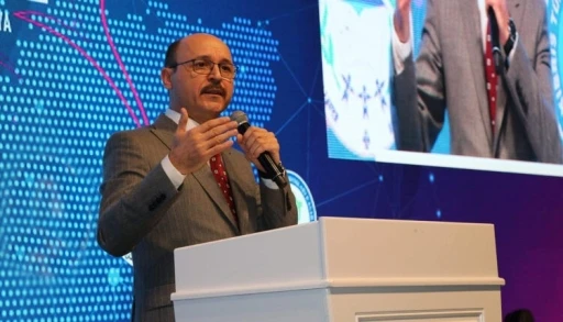 Türk Eğitim-Sen Genel Başkanı Geylan: &quot;Öğretmeni itibarlı kılamazsanız, eğitimde istenen hedeflere ulaşmanız mümkün değildir&quot;
