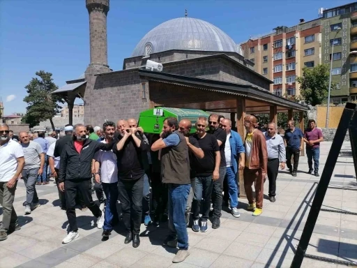 Türk Halk Müziği’nin usta sesi Bahattin Karakoç’a son veda
