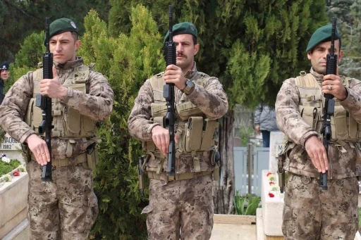 T&uuml;rk Polis Teşkilatı&rsquo;nın 181&rsquo;inci yıl d&ouml;n&uuml;m&uuml;nde şehitler dualarla anıldı
