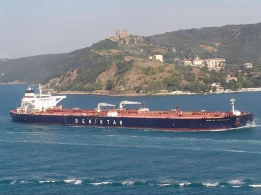 T&uuml;rk şirketine ait ham petrol tankerinin Karadeniz a&ccedil;ıklarında vurulduğu iddia edildi: O anlar telsiz konuşmalarına yansıdı
