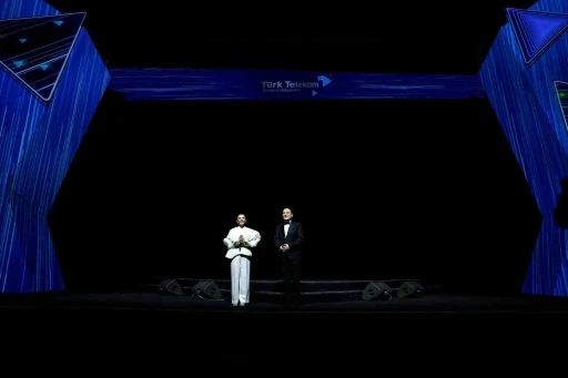 T&uuml;rk Telekom 5G galasında yıldızlar ge&ccedil;idi
