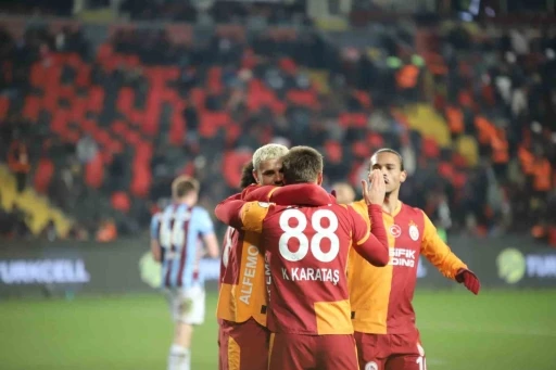 Turkcell S&uuml;per Kupa&rsquo;da ilk finalist Galatasaray
