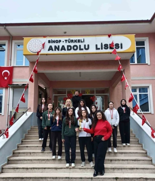 T&uuml;rkeli Anadolu Lisesi&rsquo;nden il &uuml;&ccedil;&uuml;nc&uuml;l&uuml;ğ&uuml; başarısı
