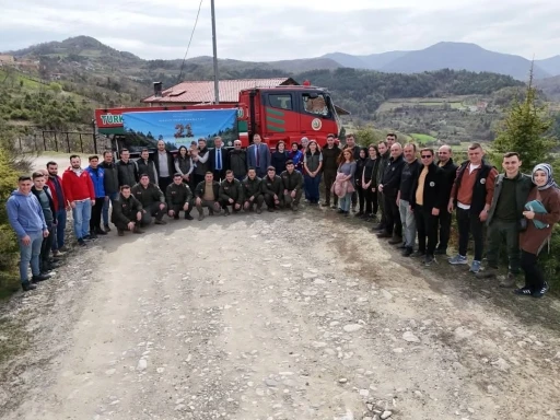 Türkeli’de fidanlar toprakla buluştu
