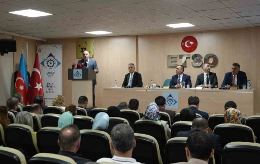 Türkiye-Azerbaycan iş dünyası Erzurum’da buluştu

