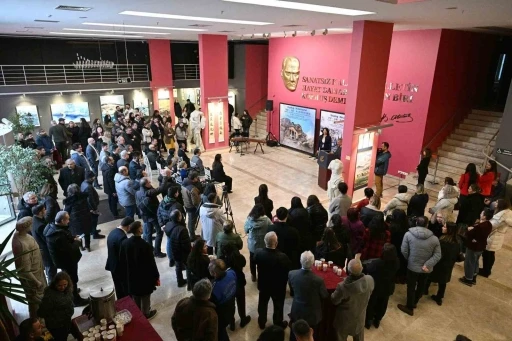 T&uuml;rkiye-&Ccedil;in diplomatik ilişkilerinin 55&rsquo;inci yılı sanat sergisiyle kutlandı
