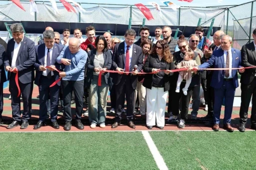 T&uuml;rkiye&rsquo;de bir ilk olan spor park alanı &Ccedil;ekmek&ouml;y&rsquo;de a&ccedil;ıldı
