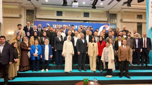 T&uuml;rkiye&rsquo;de bir ilk: &Uuml;mraniye&rsquo;de Yapay Zeka Film Festivali &ouml;d&uuml;lleri sahiplerini buldu
