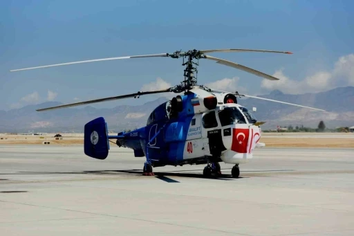 T&uuml;rkiye&rsquo;den KKTC&rsquo;ye yangın s&ouml;nd&uuml;rme helikopteri teslim edildi

