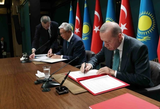Türkiye ile Kazakistan arasında medya ve enformasyon alanında iş birliği mutabakatı
