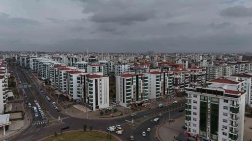 T&uuml;rkiye&rsquo;nin en kalabalık mahallesi 160 bin n&uuml;fusuyla 6 ili geride bıraktı
