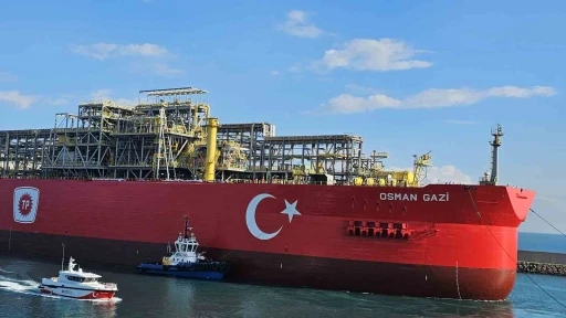 Türkiye’nin ilk yüzer gaz üretim platformu Osman Gazi Filyos Limanı’nda
