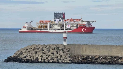 T&uuml;rkiye&rsquo;nin mavi vatandaki yeni g&uuml;c&uuml; Yıldırım, Karadeniz&rsquo;e ulaştı
