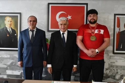 Türkiye şampiyonu milli sporcu Hüyük’ün gururu oldu

