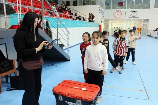 T&uuml;rkiye Sportif Yetenek Taraması ve Spora Y&ouml;nlendirme Programı s&uuml;r&uuml;yor
