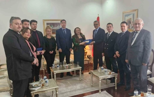 T&uuml;rkiye-Tunus hattında sağlık ve yatırım iş birliği g&uuml;&ccedil;leniyor
