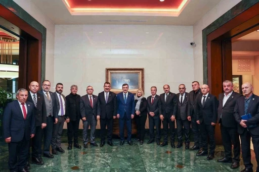 T&Uuml;RKYED Başkanı &Ccedil;elik, Cumhurbaşkanı Yardımcısı  Yılmaz&rsquo;a, k&uuml;&ccedil;&uuml;kbaş hayvan yetiştiricilerinin sorunlarını anlattı
