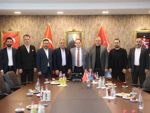 TÜRSAB Doğu Karadeniz’den Trabzonspor’a ziyaret
