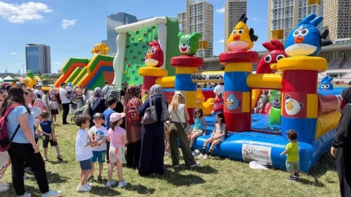 TUSAŞ&rsquo;tan Başkent&rsquo;te &lsquo;H&Uuml;RKUŞ &Ccedil;ocuk Şenliği&rsquo;
