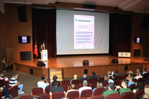 T&uuml;t&uuml;n end&uuml;strisinin evrimi ve tehlikeleri masaya yatırıldı
