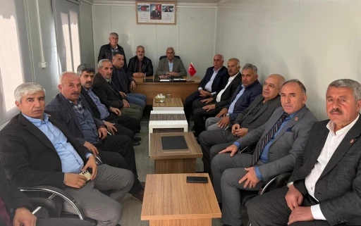 T&uuml;t&uuml;n &uuml;reticilerinin sorunları masaya yatırıldı
