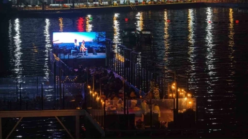 Tuzla Mekan İskele&rsquo;de yıldızların altında sinema keyfi
