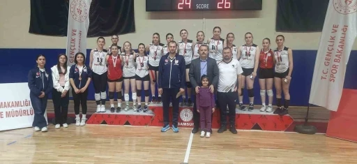 Yıldız Kızlar Voleybol Müsabakaları Sona Erdi