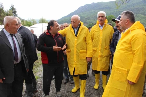 TZOB Genel Başkanı Bayraktar: "Amasya&rsquo;da sel felaketinden zarar g&ouml;ren &uuml;reticilerimiz devlet desteği istiyor"
