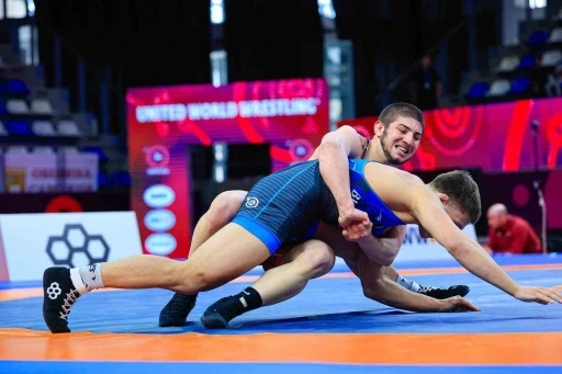 U17 Avrupa G&uuml;reş Şampiyonası&rsquo;nda Cemal Yiğit Purcu bronz madalya kazandı
